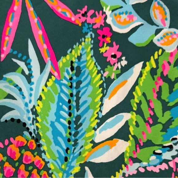 Lilly Pulitzer Women's UPF 50+ Luxletic Sunshine Jungle 28" Corso Size 4 NWOT - Picture 8 of 8